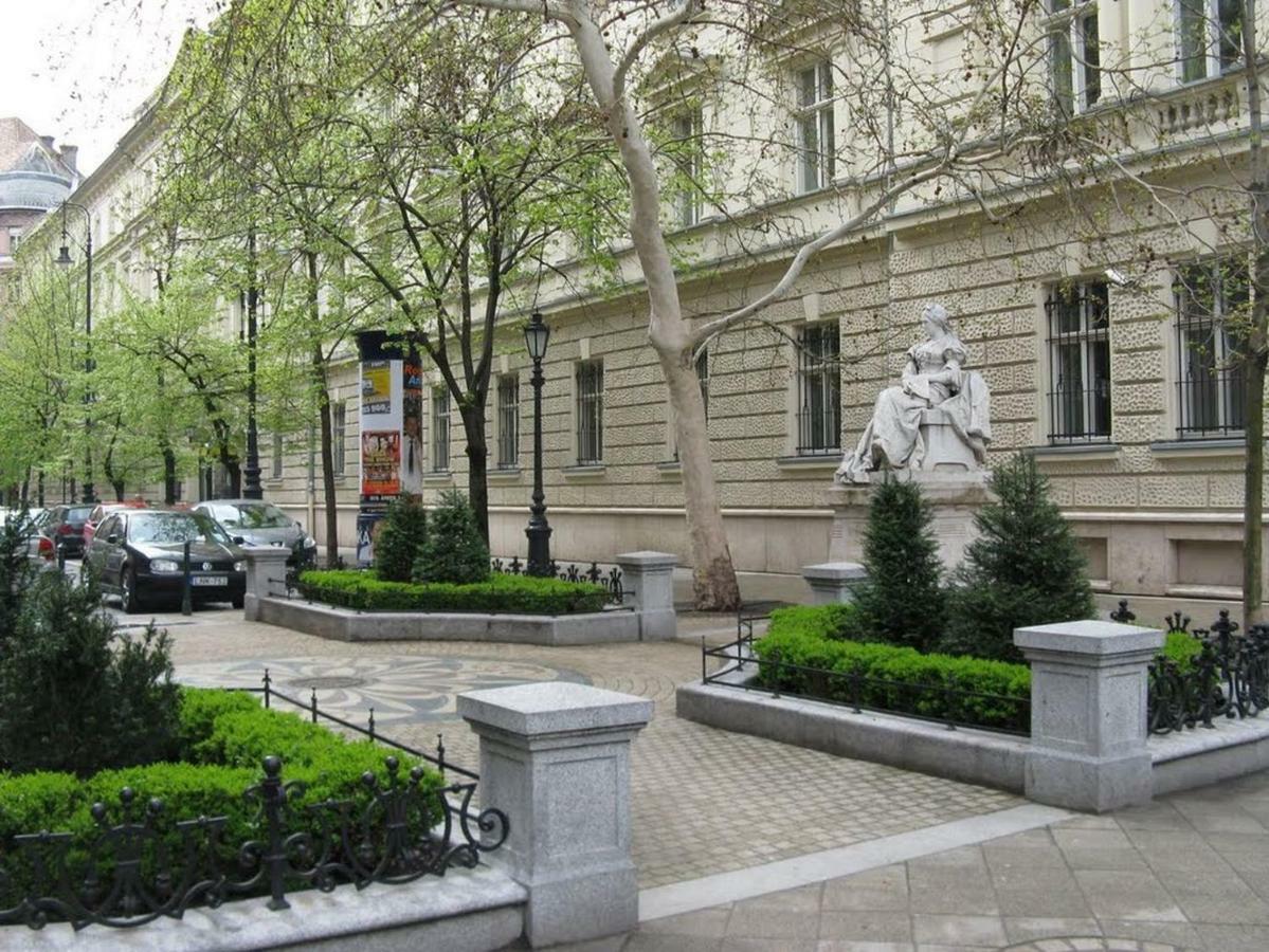 Romantic Hideaway Centertown Budapest Exterior foto